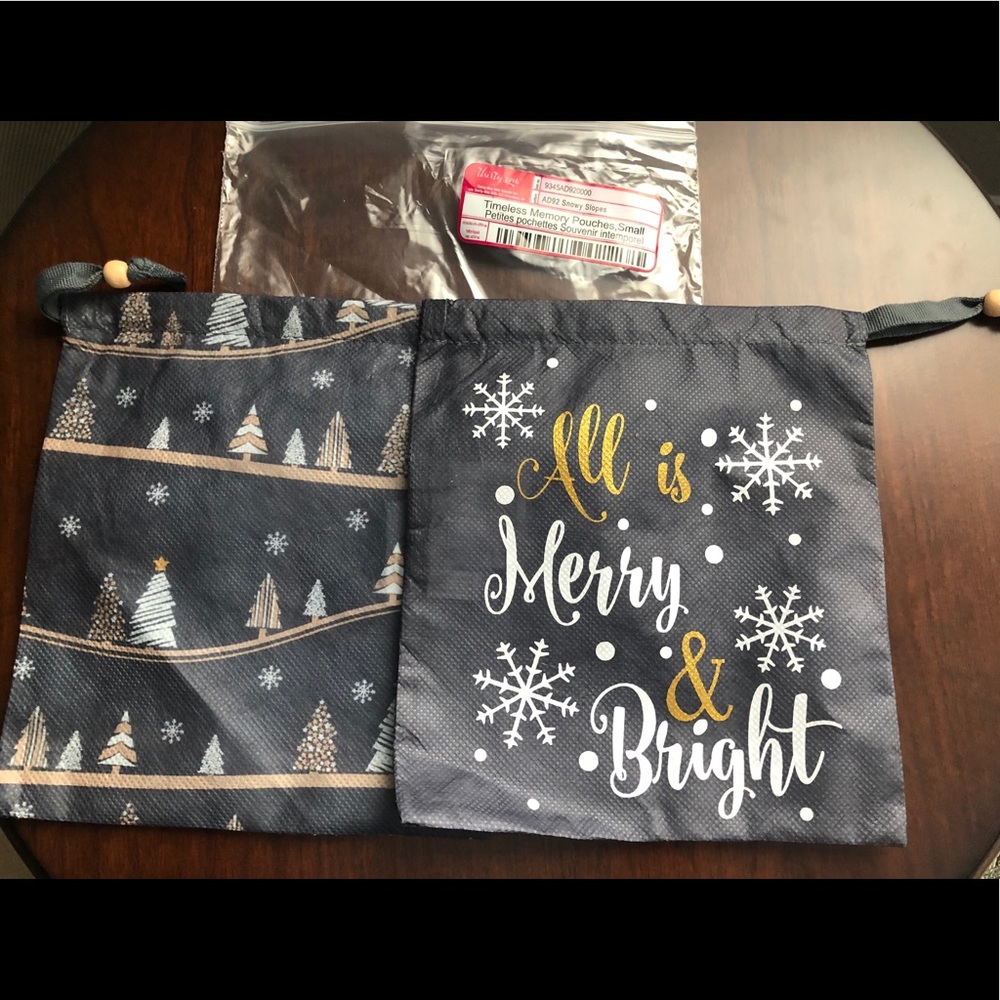 Thirty one timeless memories small pouches